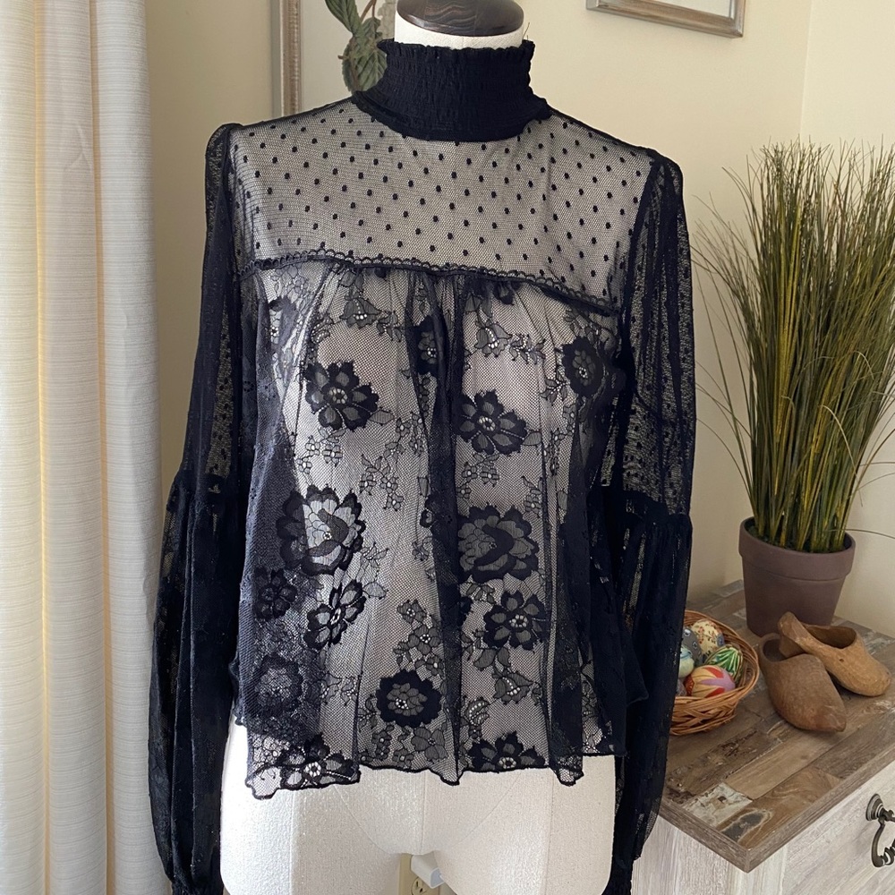 Forever 21 lace blouse